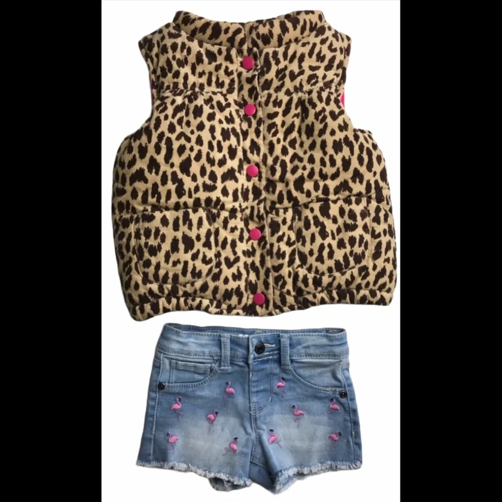 CARTERS Leopard Vest Flamingo and  shorts SONOMA 4